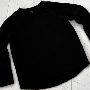 Ann Taylor Cable Knit Sweater. Size XL